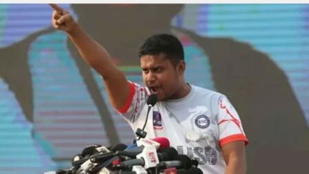চিন্ময়ের জামিন: অন্তর্বর্তী সরকারকে সাবধান করলেন হাসনাত