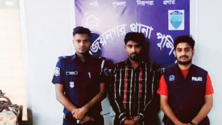 ব্রাহ্মণবাড়িয়ায় মাদকদ্রব্য ও নগদ টাকাসহ গ্রেফতার ১