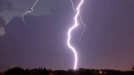 ধান কাটার সময় বজ্রপাতে শ্রমিকের মৃত্যু