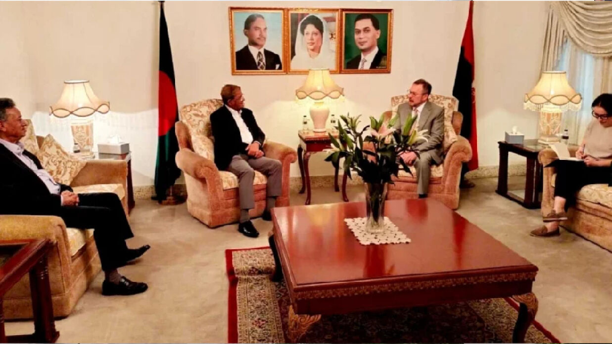 বিএনপির জ্যেষ্ঠ নেতাদের সাথে বৈঠকে রুশ রাষ্ট্রদূত