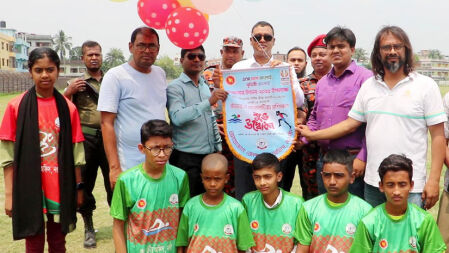 নওগাঁয় অনূর্ধ্ব-১৫ বালক-বালিকার মাসব্যাপী সাঁতার ও অ্যাথলেটিক্স প্রশিক্ষণের উদ্বোধন
