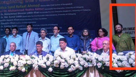 চবিতে প্রধান বিচারপতির পাশে জুলাই গণহত্যায় সমর্থনকারী শিক্ষক, সমালোচনার ঝড়