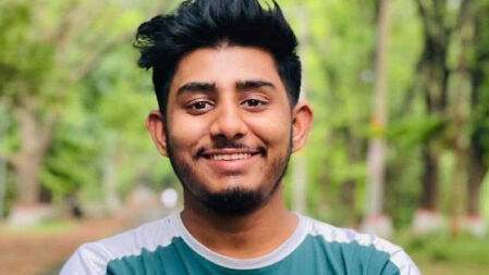 হেফাজতের সমাবেশে নারীদের নোংরা ভাষায় গালিগালাজ, নিন্দা জানালেন রিফাত রশিদ