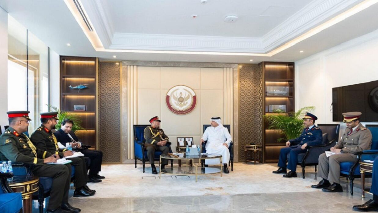 সেনাবাহিনীর প্রধান জেনারেল ওয়াকার-উজ-জামান কাতারের উপপ্রধানমন্ত্রী ও প্রতিরক্ষা প্রতিমন্ত্রীর সঙ্গে বৈঠক করেন
