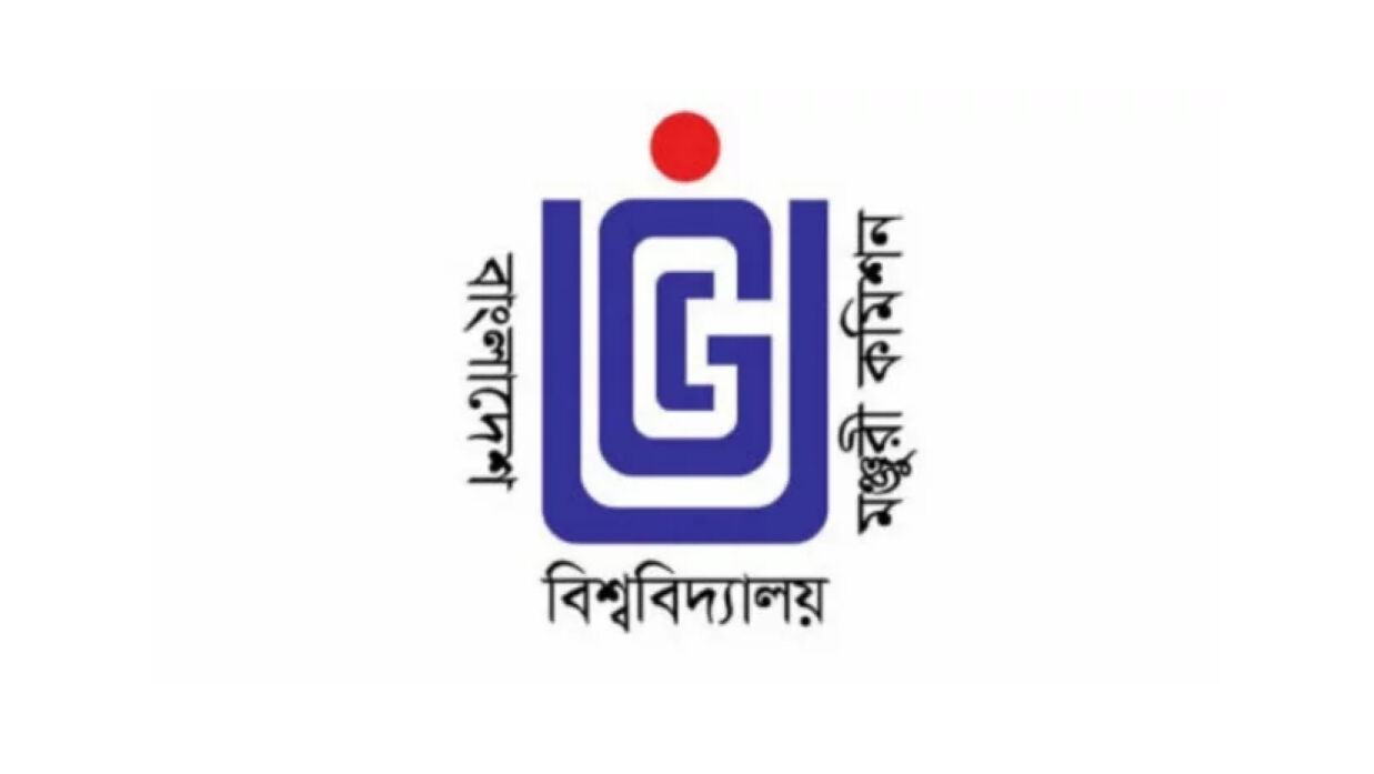 ইউজিসি লোগো