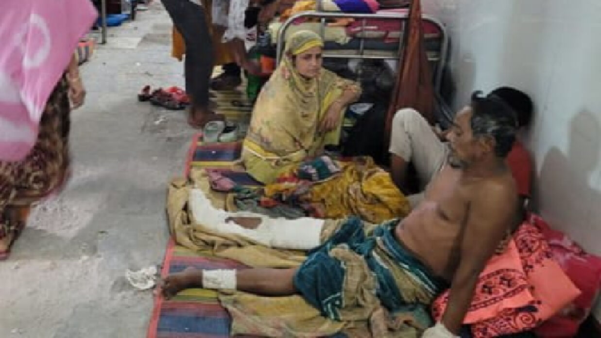 হাসপাতালে চিকিৎসাধীন মুজিবুর রহমান