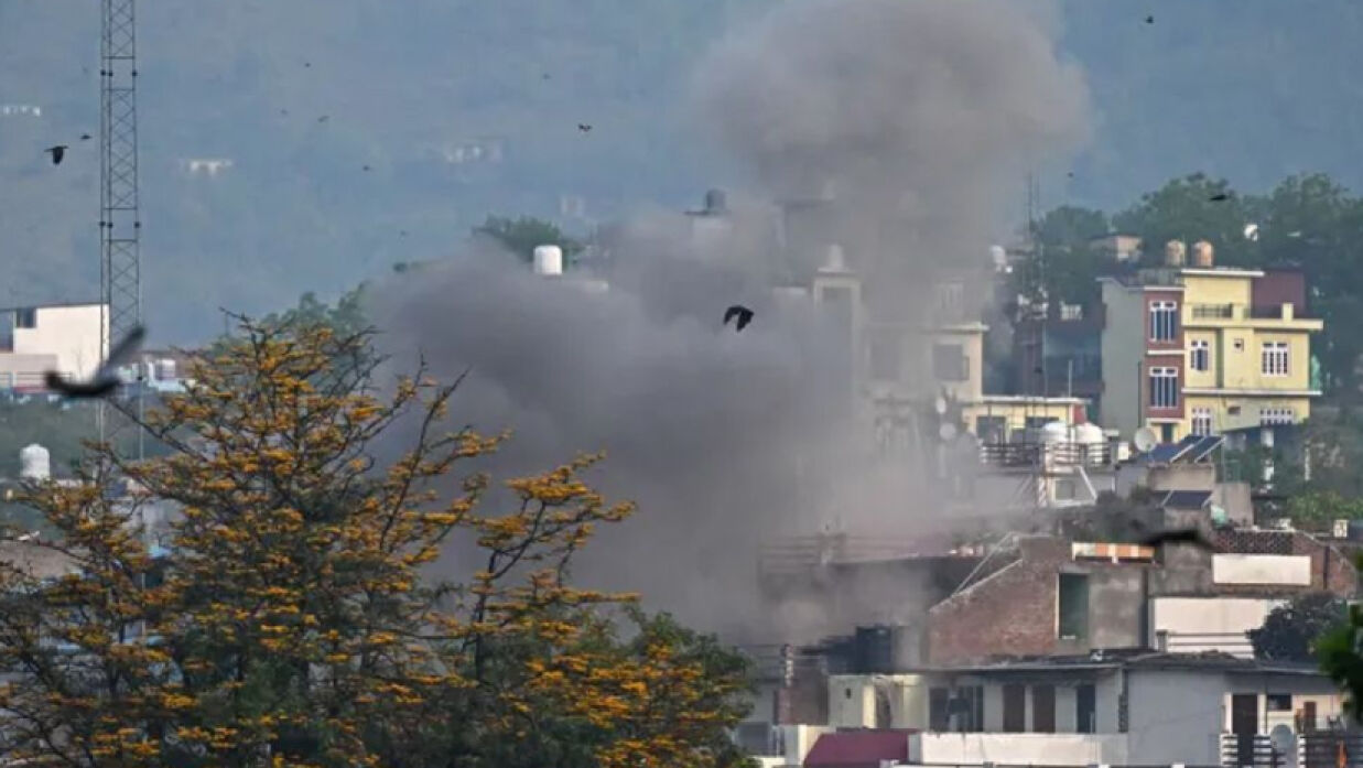 আজাদ কাশ্মীর ও পাঞ্জাবের ছয়টি স্থানে ভারতের হামলা