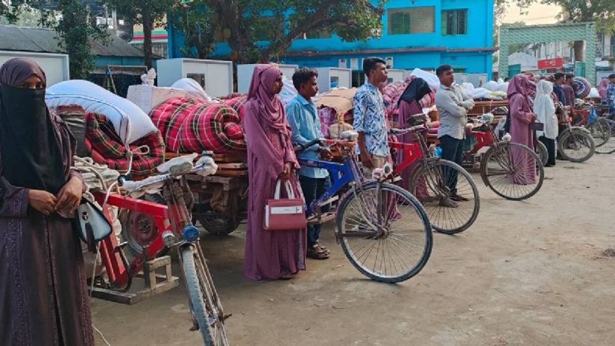 যৌতুকবিহীন বিয়ে করায় জামায়াতের উপহার
