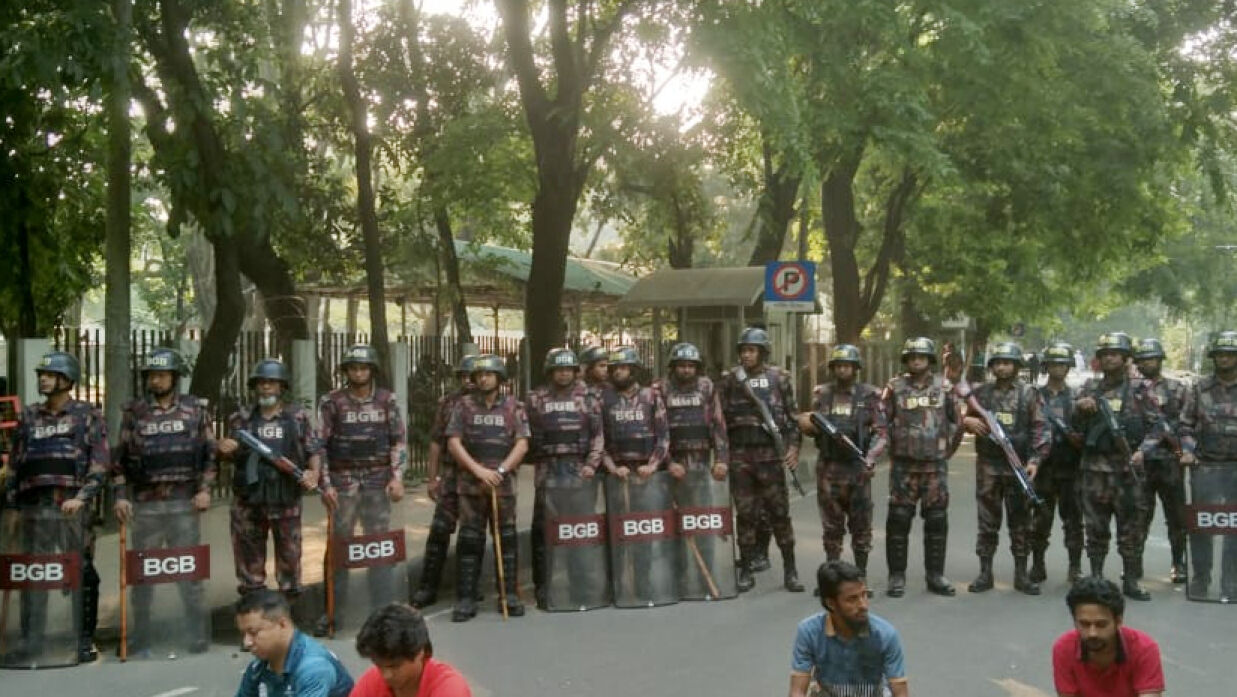 দুই প্লাটুন বিজিবি সদস্য মোতায়েন