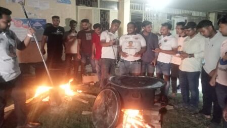 নোবিপ্রবিতে ভর্তিচ্ছু শিক্ষার্থীদের আবাসন ও খাবারের ব্যবস্থা করল ছাত্রদল
